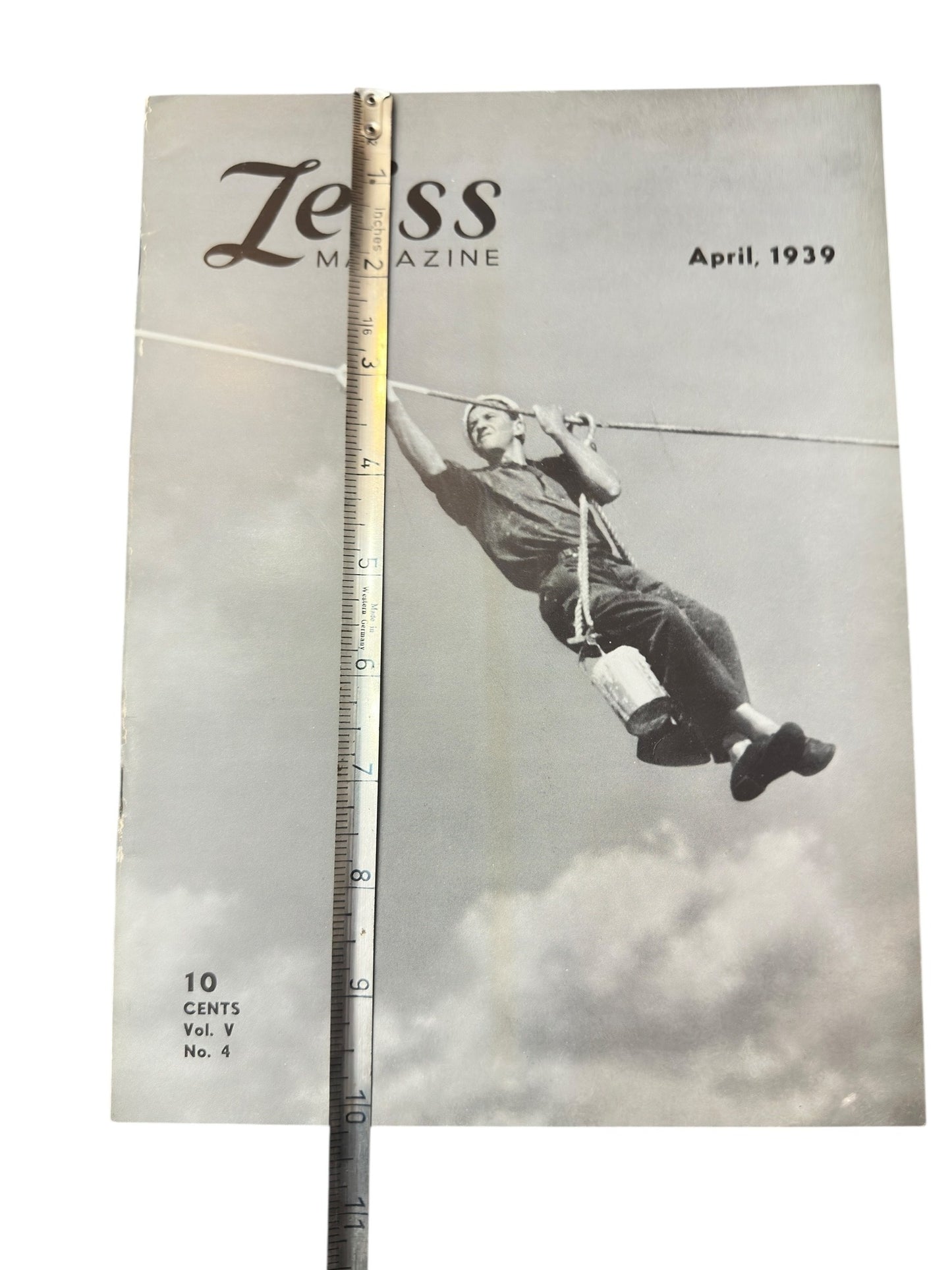 Vintage Zeiss Magazine April 1939 Pre-War Photography Super Ikonta B Ad