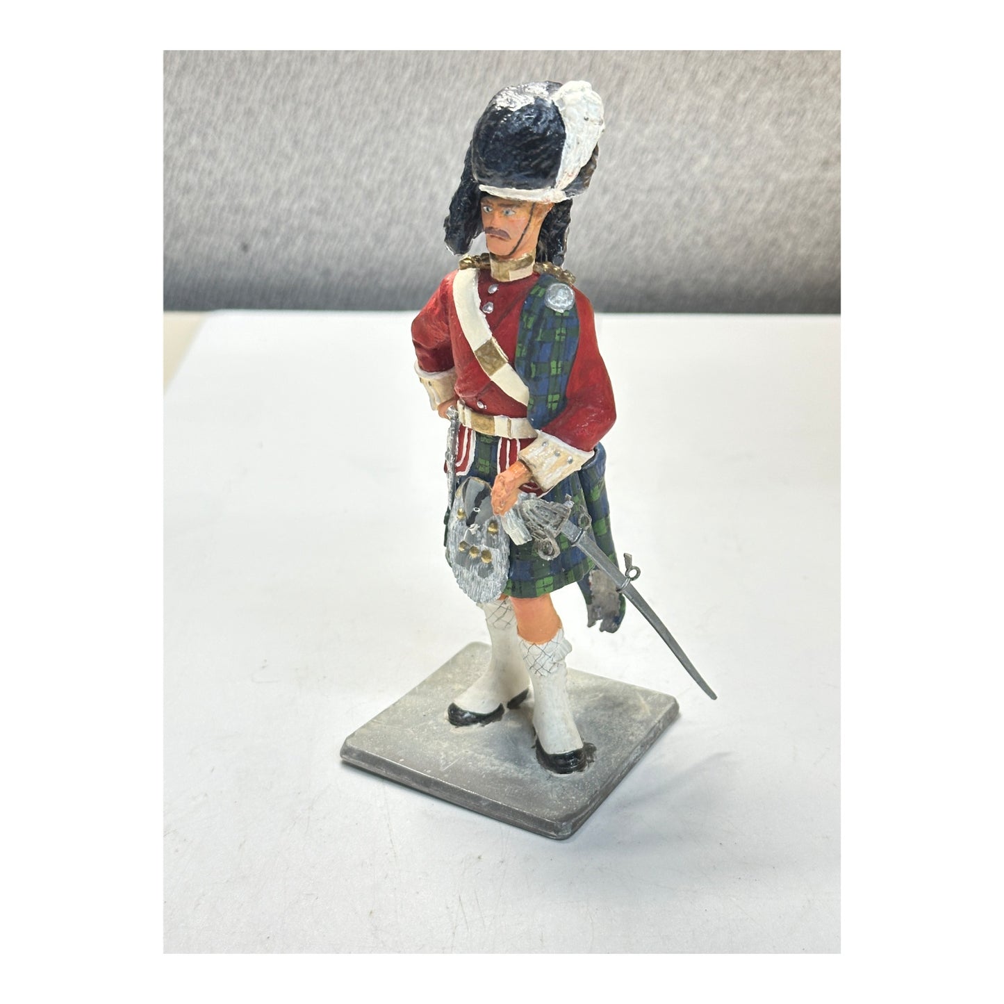Vintage Scottish Highlander Officer Metal Soldier Figurine Hand-Painted 5.5"
