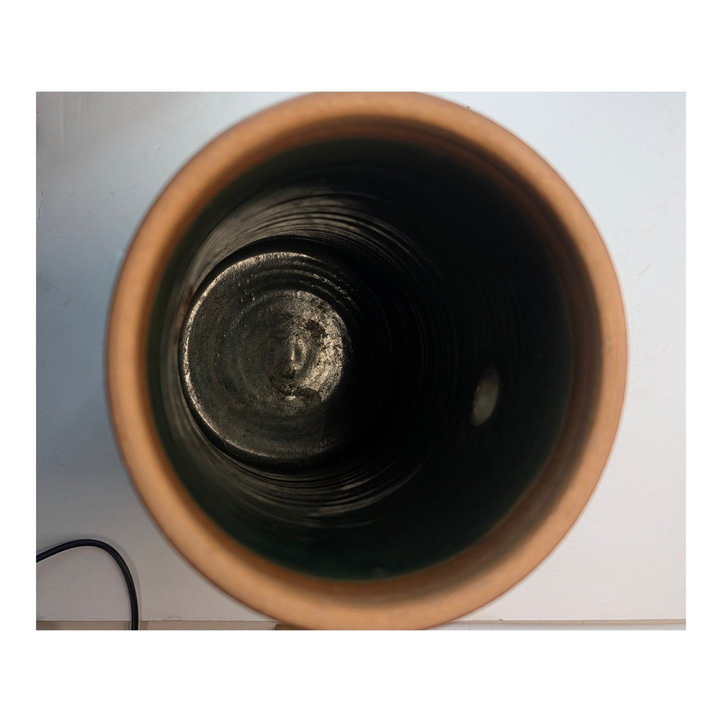 Leah Leitson Signed Studio Pottery Vase Dark Glaze Ring Handles