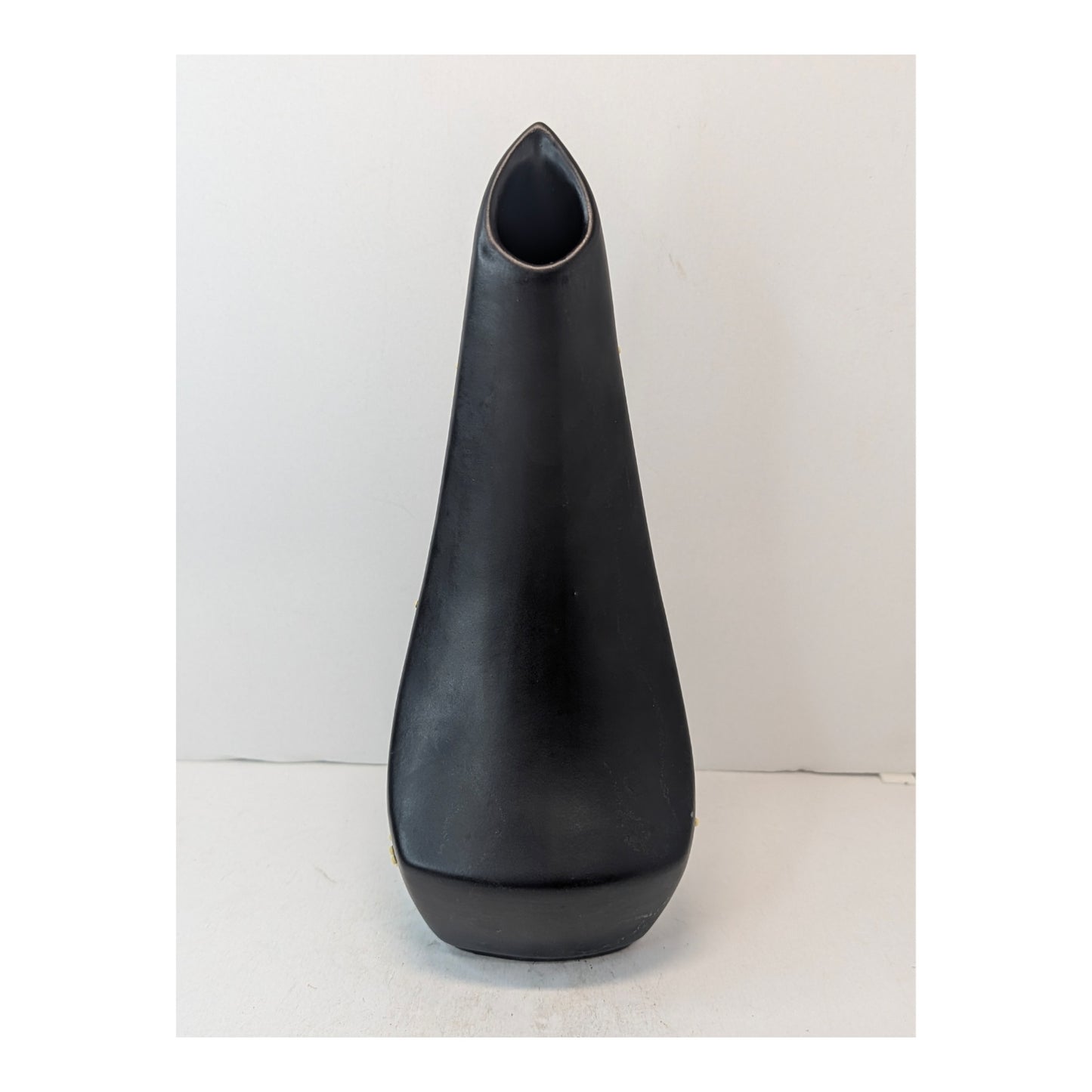 Vintage KPM Royal Porzellan Bavaria Horn Vase, Mid-Century German Art Pottery
